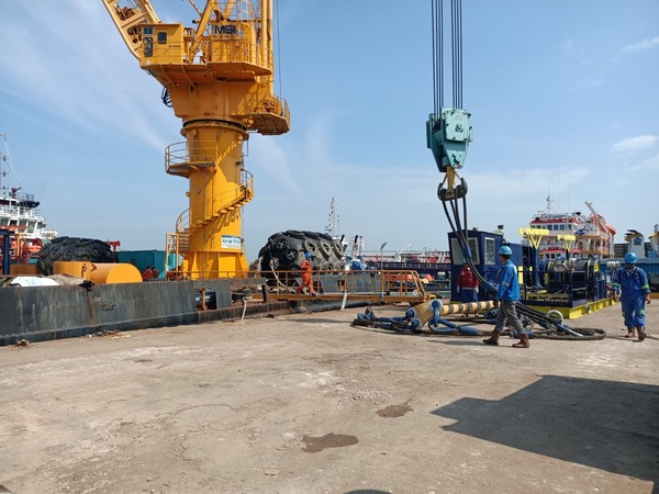 Loading  and Seafastening for AMS Equipment Photo